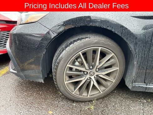 Used 2024 Toyota Camry SE FWD image 2