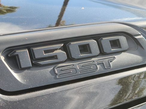 Used 2025 RAM 1500 Big Horn AWD/4WD image 23