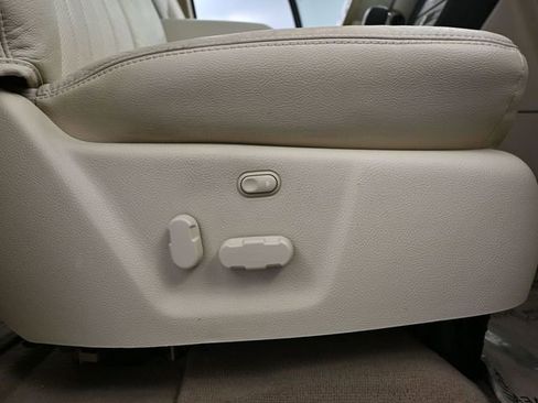 Used 2003 Lincoln Navigator Luxury image 49