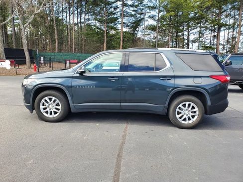 Used 2018 Chevrolet Traverse LT image 9