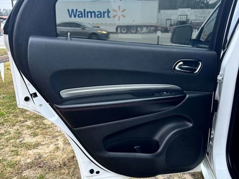 Used 2018 Dodge Durango GT image 13