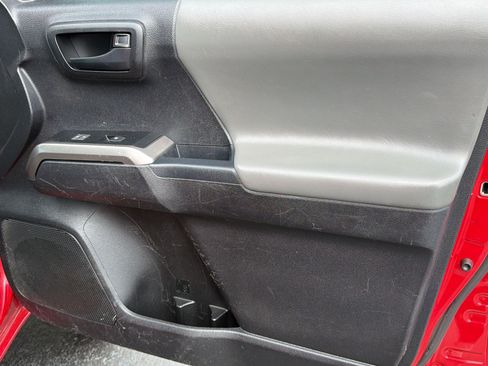 Used 2023 Toyota Tacoma SR5 RWD image 34