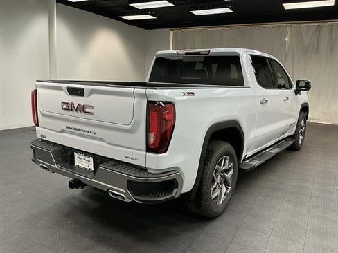New 2026 GMC Sierra 1500 SLT w/ SLT Premium Package AWD/4WD image 5