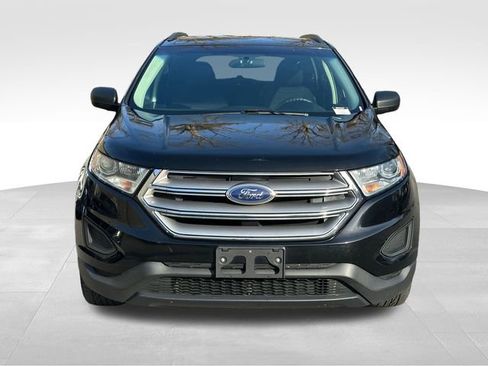 Used 2018 Ford Edge SE image 8