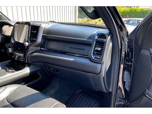 Used 2022 RAM 1500 Limited w/ Trailer Tow Group AWD/4WD image 16