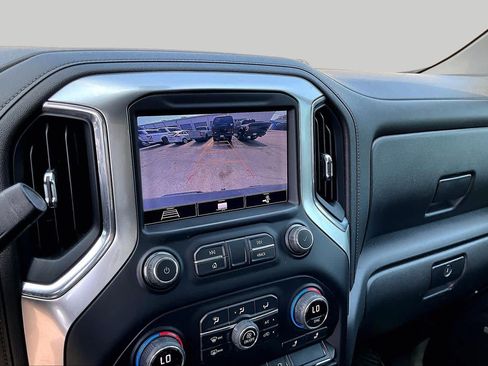 Used 2020 Chevrolet Silverado 1500 LT Trail Boss AWD/4WD image 29