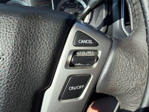Used 2019 Nissan Titan SV w/ SV Convenience Package AWD/4WD image 19