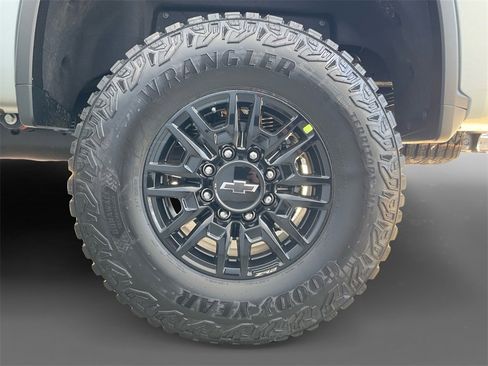 New 2026 Chevrolet Silverado 2500 ZR2 w/ LPO, Dark Essentials Package image 8
