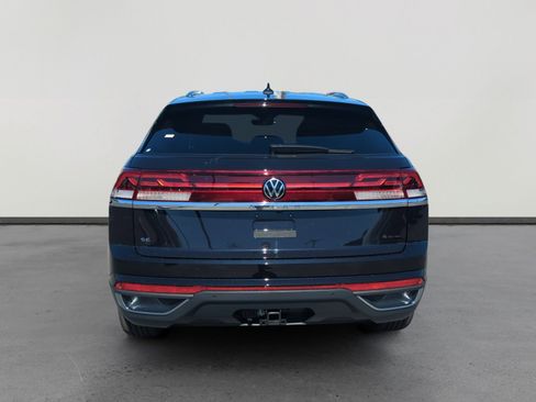 New 2026 Volkswagen Atlas Cross Sport SE image 4