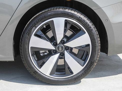 New 2025 Audi A5 2.0T Premium image 10