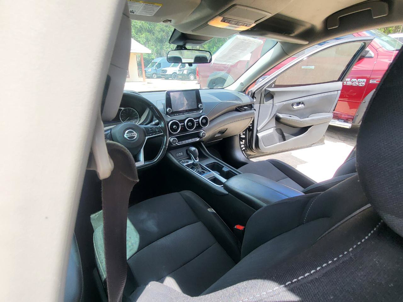 Used 2021 Nissan Sentra SV FWD image 27