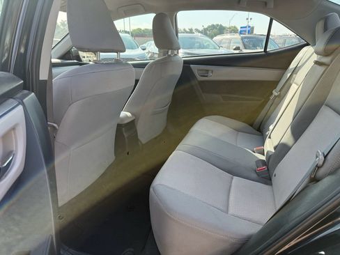 Used 2015 Toyota Corolla LE FWD image 10