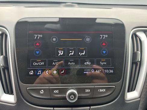 Used 2023 Chevrolet Malibu LT FWD image 26