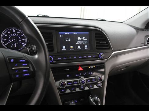Used 2020 Hyundai Elantra Value Edition FWD image 9