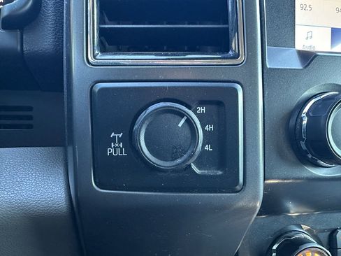 Used 2019 Ford F150 XLT w/ Equipment Group 302A Luxury image 22