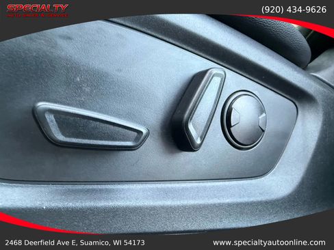 Used 2020 Ford Explorer XLT w/ Equipment Group 202A image 34