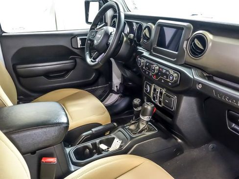 Used 2021 Jeep Wrangler Unlimited Sport AWD/4WD image 31