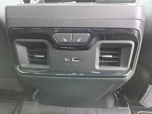 New 2026 GMC Sierra 1500 AT4 w/ AT4 Premium Package image 18