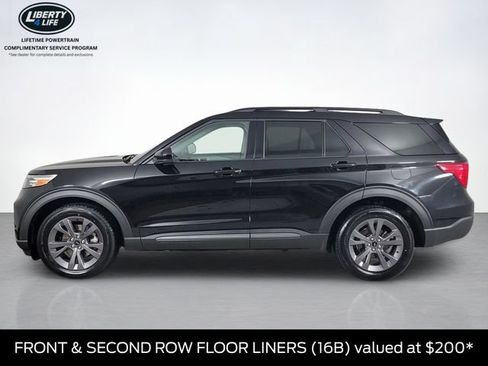 Certified 2023 Ford Explorer XLT w/ Equipment Group 202A AWD/4WD image 7
