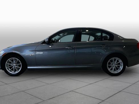 Used 2010 BMW 328i Sedan RWD image 32