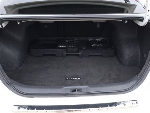 Used 2022 Nissan Altima 2.5 SR image 21
