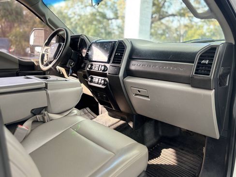 Used 2019 Ford F250 XL w/ Power Equipment Group AWD/4WD image 26
