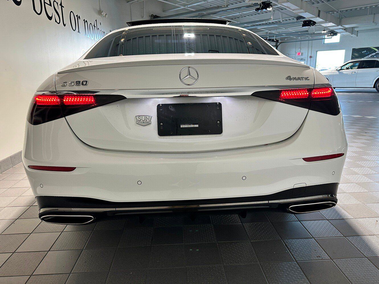 Used 2024 Mercedes-Benz S 580 4MATIC Sedan image 5