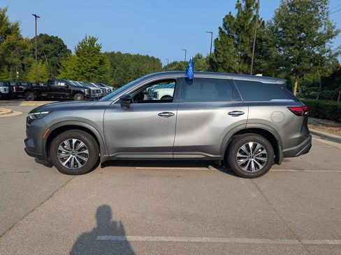 Used 2025 INFINITI QX60 Pure FWD image 7