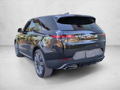 Certified 2024 Land Rover Range Rover Sport SE image 7