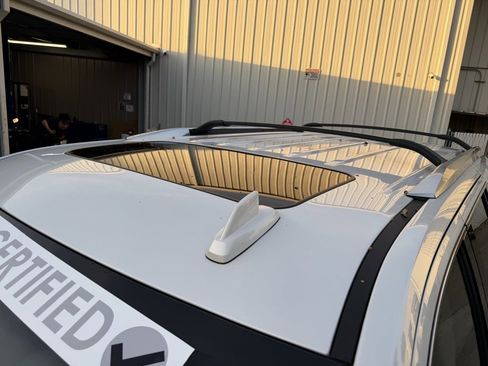 Used 2016 Cadillac Escalade Luxury image 11