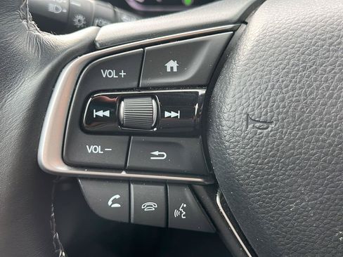 Used 2022 Honda Accord EX-L image 7
