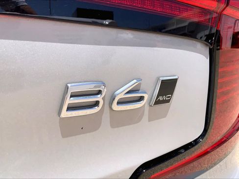 Used 2024 Volvo S90 B6 Ultimate w/ Protection Package Premier AWD/4WD image 10