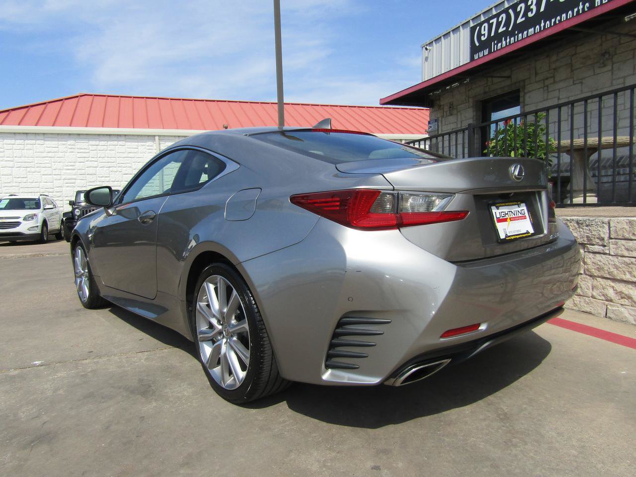 Used 2015 Lexus RC 350 w/ Luxury Package RWD image 3