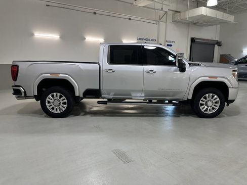 Used 2022 GMC Sierra 2500 Denali image 10