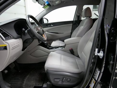 Used 2017 Hyundai Tucson Sport w/ Cargo Package image 13