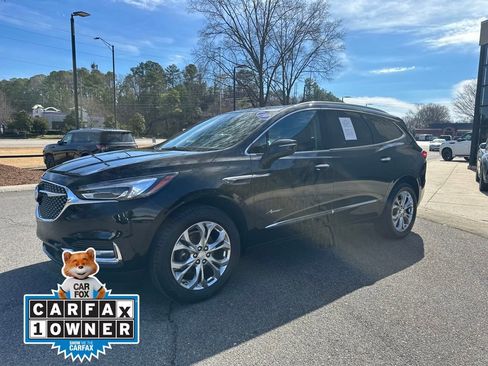 Used 2019 Buick Enclave Avenir w/ Avenir Technology Package image 5