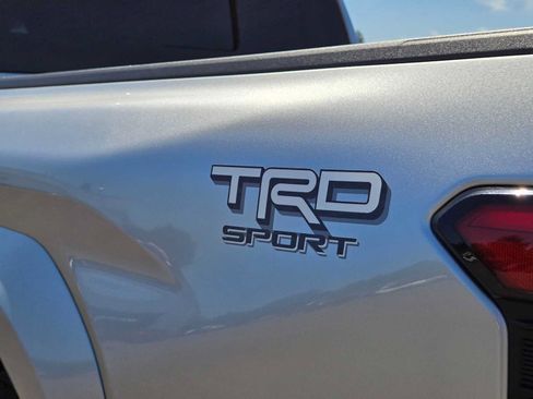 Used 2024 Toyota Tacoma TRD Sport w/ TRD Sport Premium Package AWD/4WD image 15