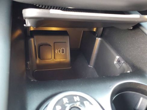 Used 2025 Ford Explorer ST RWD image 24