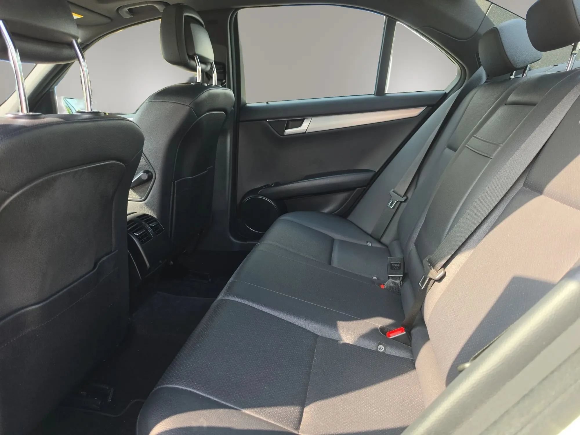 Used 2012 Mercedes-Benz C 300 4MATIC Sedan image 10