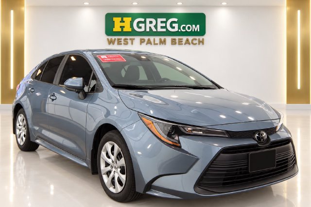 Used 2025 Toyota Corolla LE FWD image 4