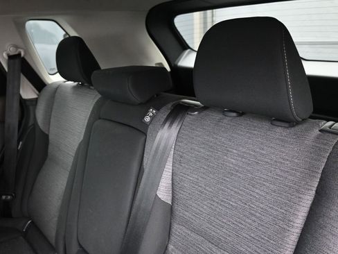 Used 2023 Nissan Rogue SV image 35