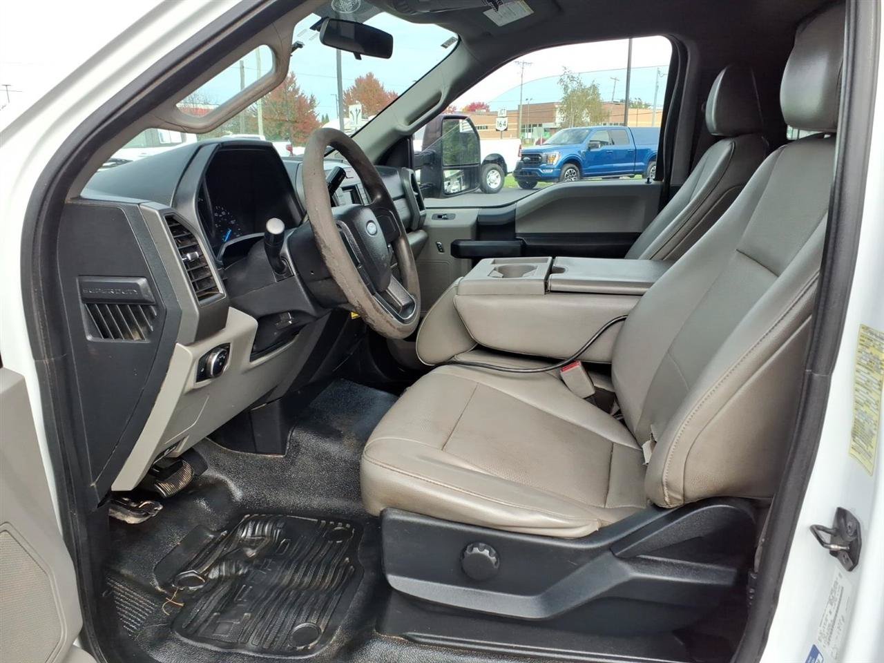 Used 2017 Ford F350 XL w/ Power Equipment Group RWD image 17