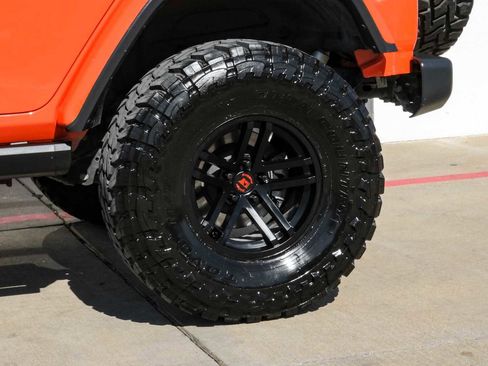 Used 2018 Jeep Wrangler Unlimited Sahara image 59