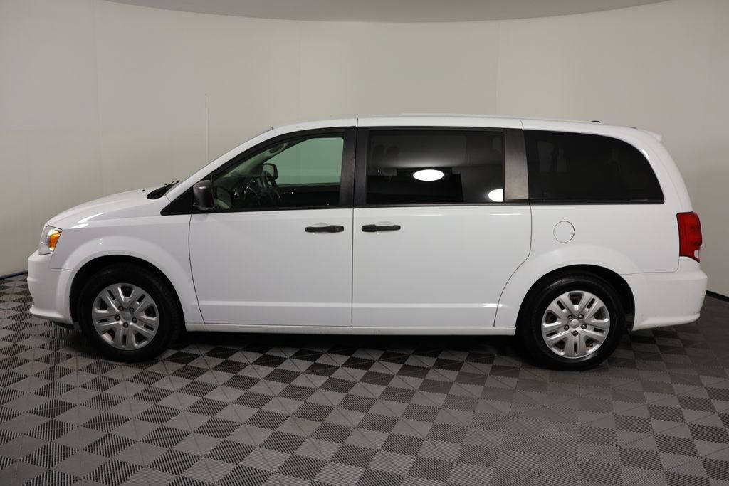 Used 2019 Dodge Grand Caravan SE FWD image 5