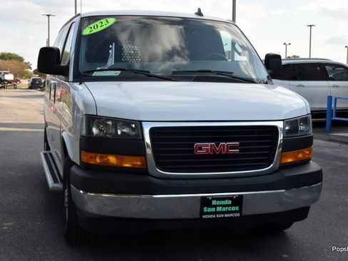 Used 2023 GMC Savana 2500 w/ Driver Convenience Package image 2