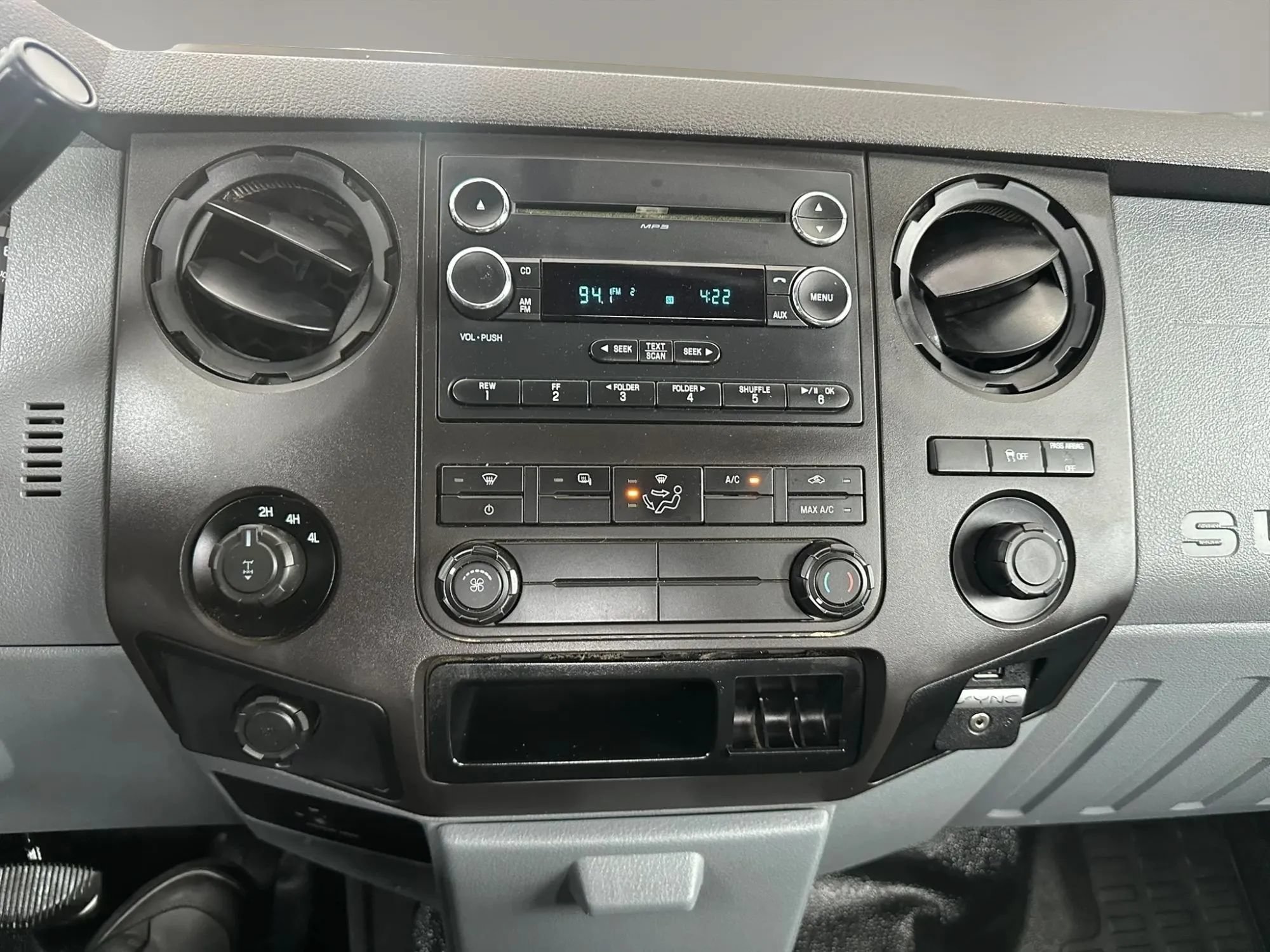 Used 2016 Ford F250 XL w/ Power Equipment Group AWD/4WD image 15