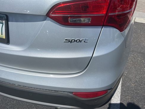 Used 2015 Hyundai Santa Fe Sport w/ Option Group 04 FWD image 7