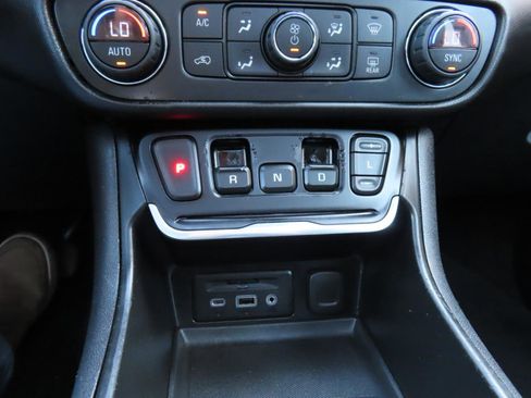 Used 2018 GMC Terrain SLT w/ Infotainment Package II image 31