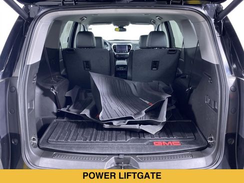 Certified 2023 GMC Acadia SLT w/ Elevation Edition FWD image 14