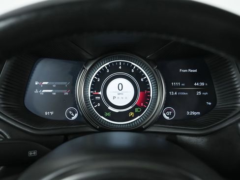 Used 2019 Aston Martin DB11 Coupe RWD image 16
